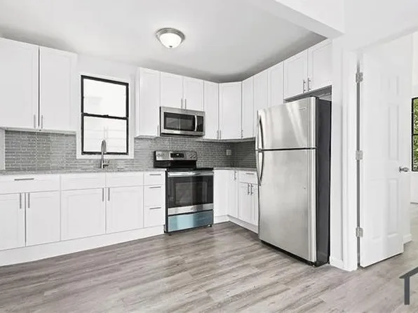 861 Freeman St, Bronx, NY 10459