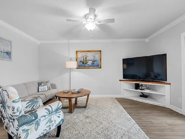 17462 Front Beach Rd #18 — Photo 11
