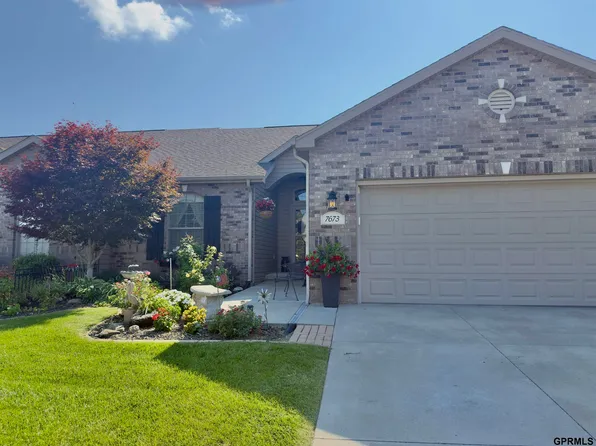 7673 Phares Dr, Lincoln, NE 68516
