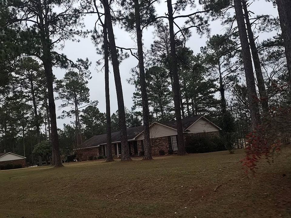 2nd image of 708 Wildwood Dr