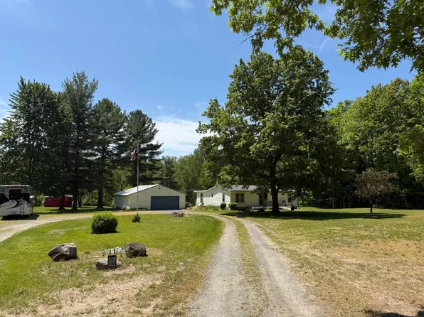 3345 W Madison Rd, Hart, MI 49420