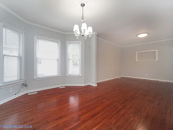 3rd image of 12549 S Wentworth Ave