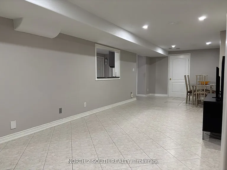 12 Villandry Cres #BASEMENT — Photo 15