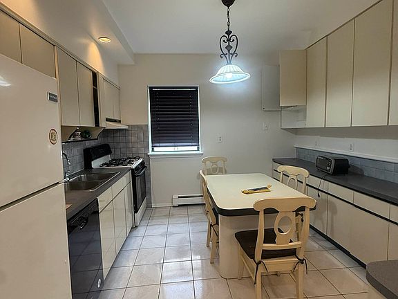4th image of 30-48 37th St #2