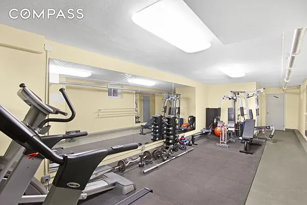 Rented by Bond New York | media 27