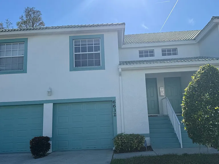 6632 Pineview Ter — Photo 1