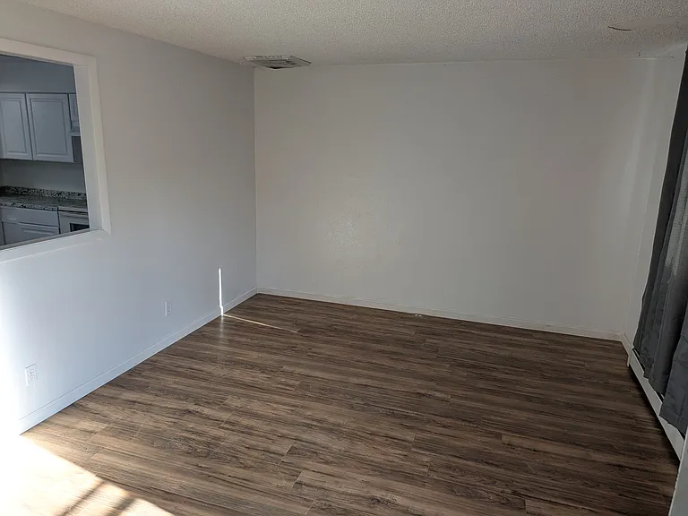 1822 Mactavish Ct #2 — Photo 8