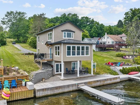 2310 Olanco Rd, Marietta, NY 13110