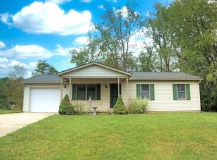 320 Northern Spy Cir, Howard, OH 43028