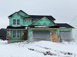 1929 Fulton Rd, Carver, MN 55315