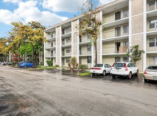 Cypress Chase Condo, Fort Lauderdale, FL 33313