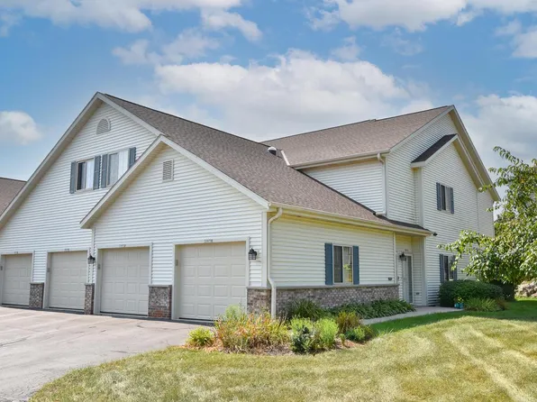 2067 Pine Ridge COURT #G, Grafton, WI 53024