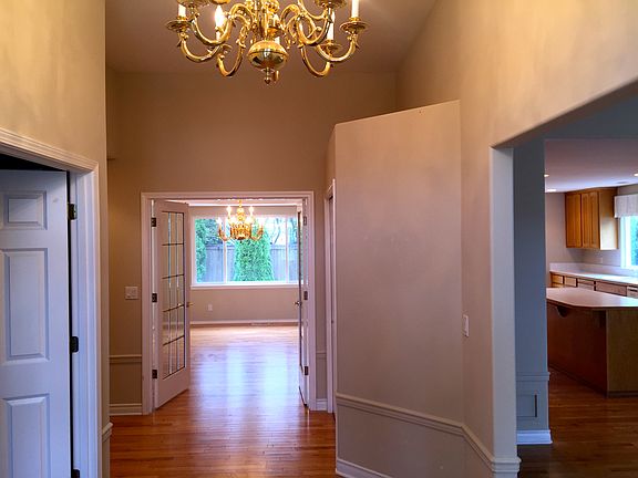 3rd image of 6817 152nd St SE