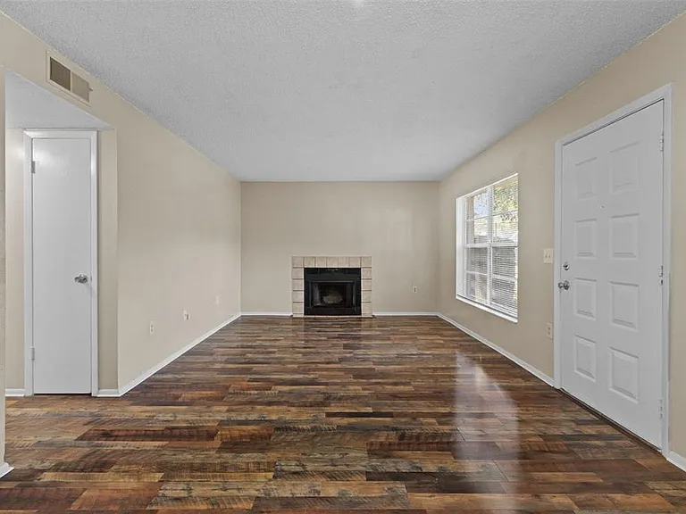 14419 Hanging Moss Cir #101 — Photo 4
