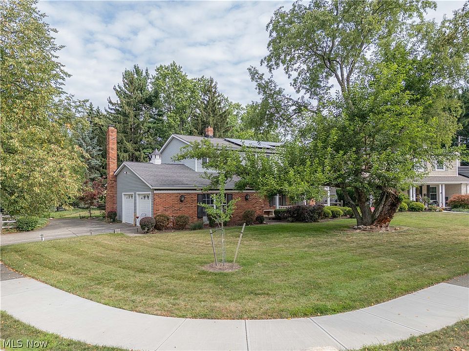 2nd image of 22644 Sunnyhill Dr