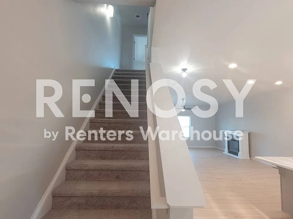 3619 Hawthorne Ter
