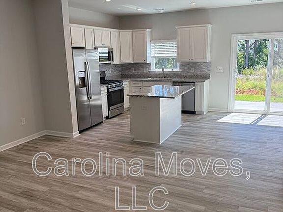 2nd image of 166 Randwick Ln
