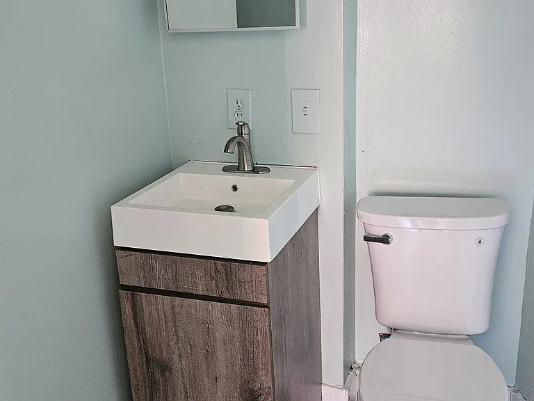 2129 Saint Paul St #2 — Photo 9