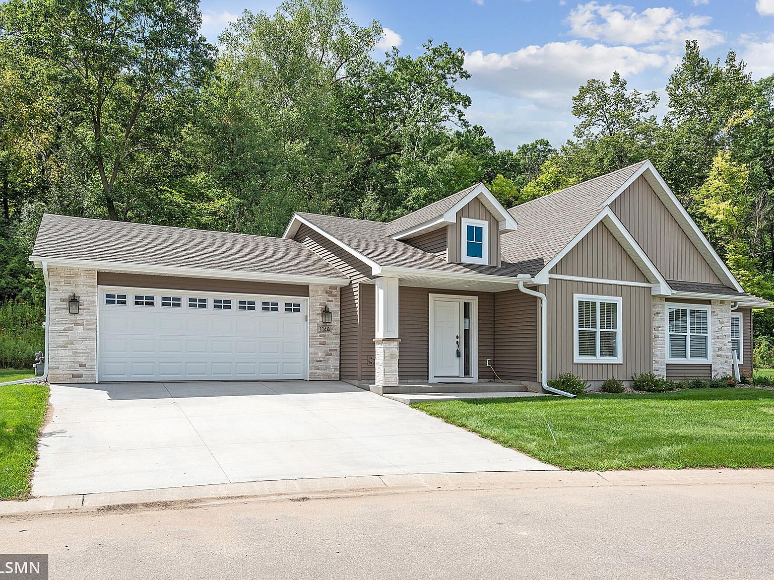 1092 Hewitt Blvd, Red Wing, MN 55066 Zillow