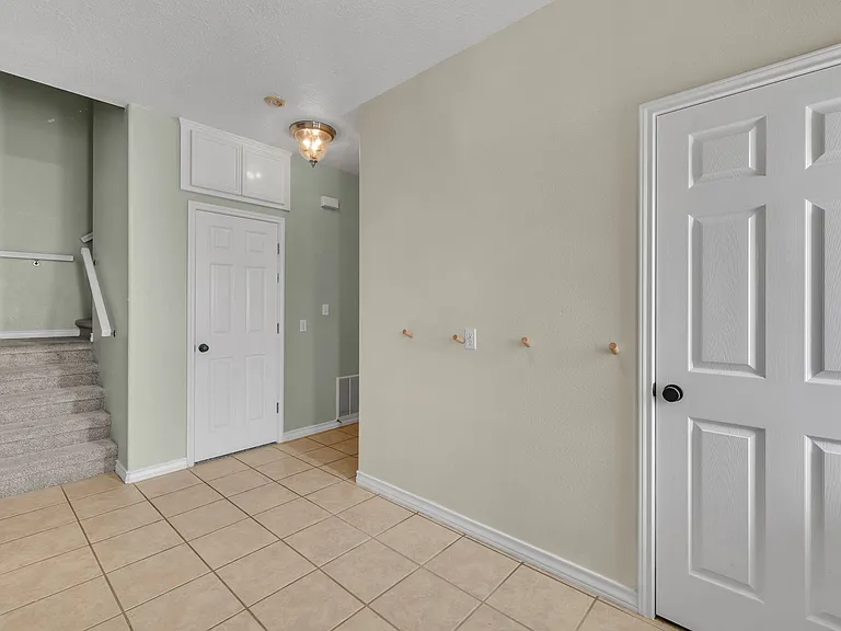 162 Whiteley Dr — Photo 19