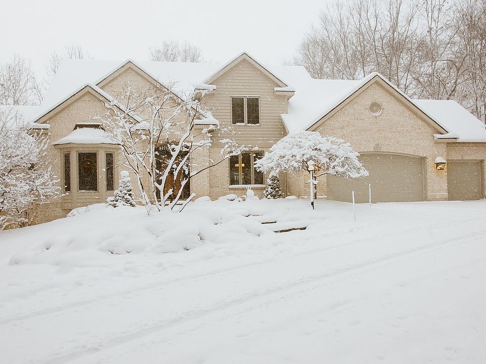 1st image of 7101 Armadale Ct NE