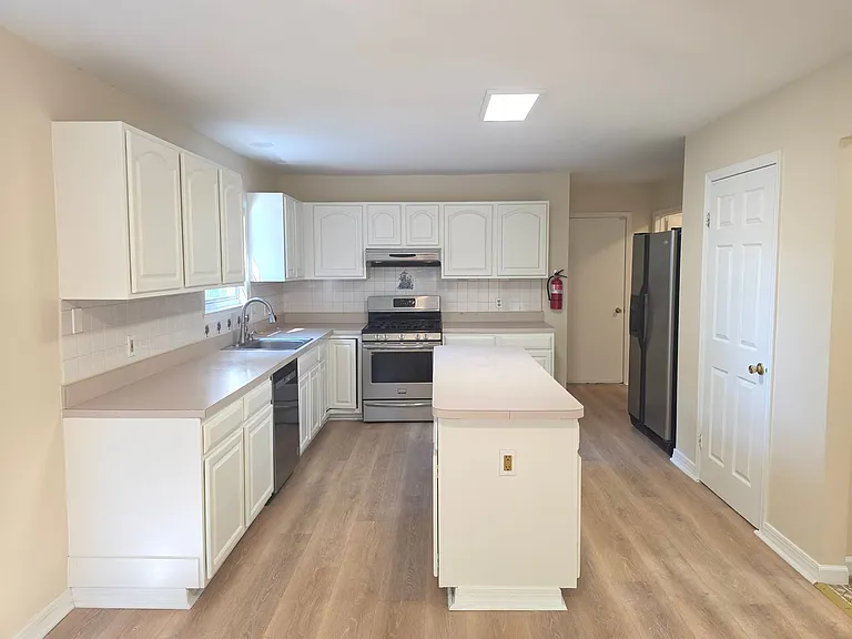 3 Alexander Ct — Photo 9