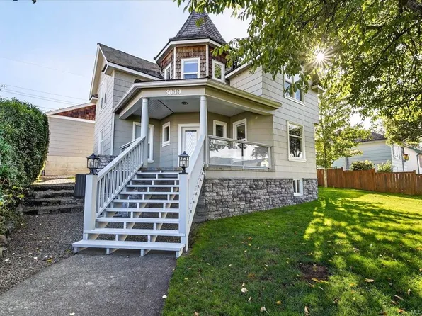 3049 6th Ave, Pt Alberni, BC V9Y 2G8