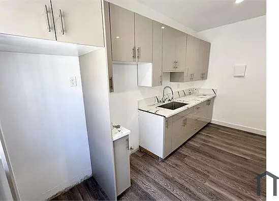 1 bed, 615 sqft, $2,400 — Photo 3