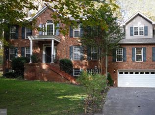 8520 Warren Dr, Pomfret, MD
