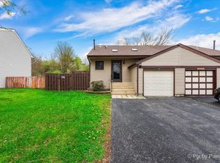 1701 Whitney Dr, Hanover Park, IL 60133