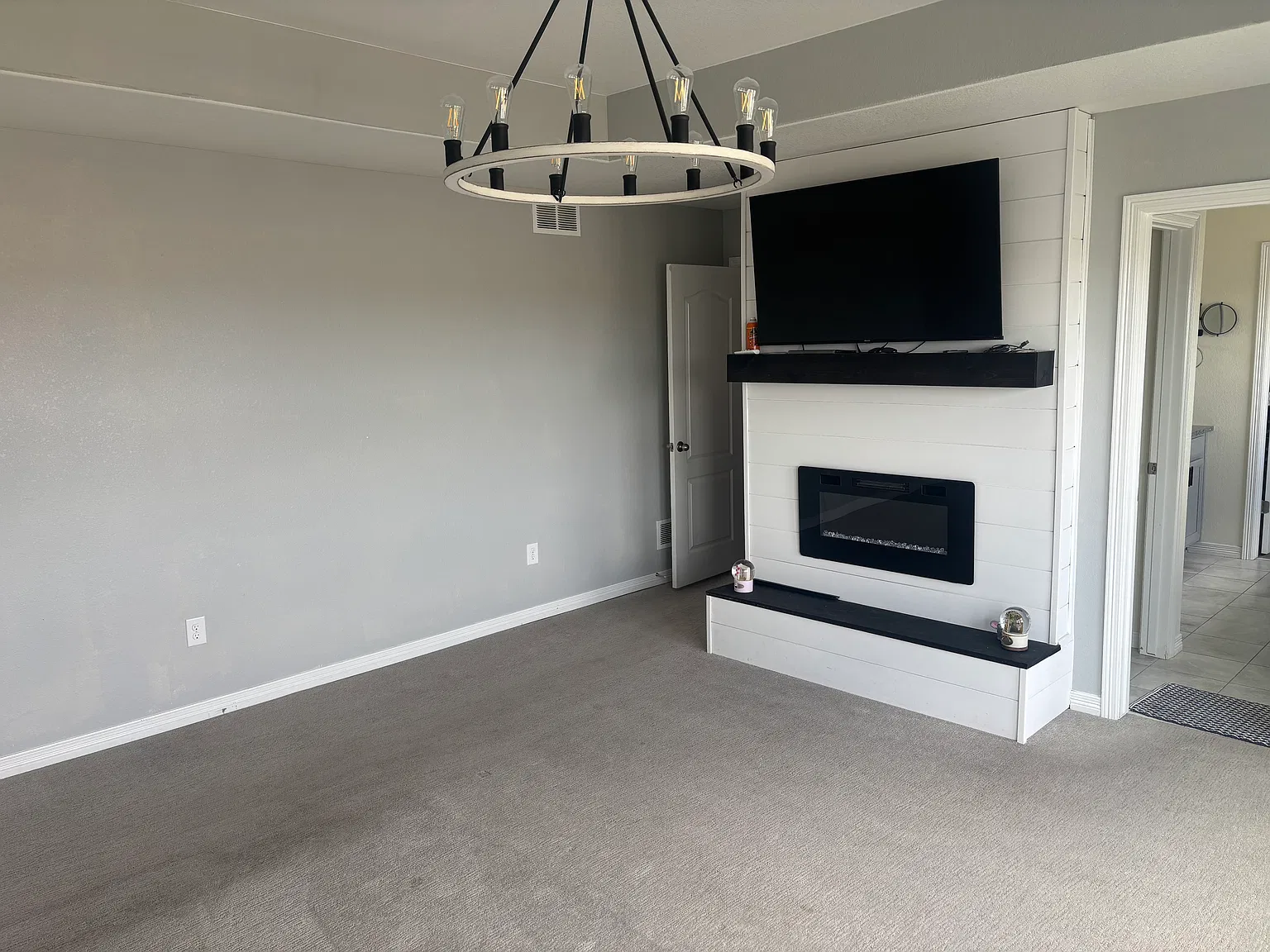 8078 S Yantley Ct — Photo 3