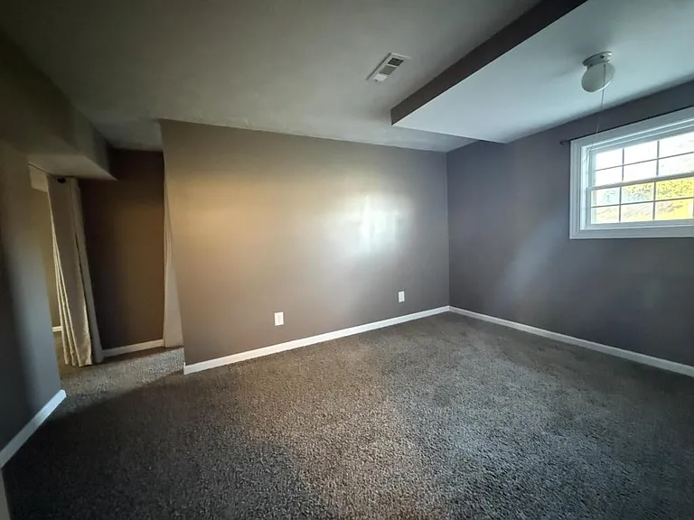 1402 N Miles St — Photo 12