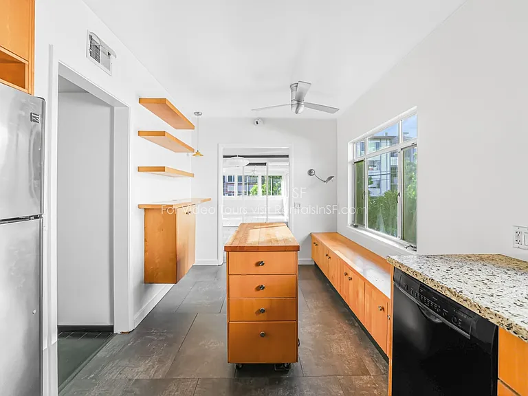 395 Staten Ave — Photo 20