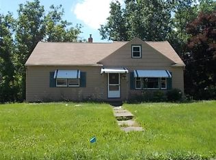 5765 Lake Cable Ave NW, Canton, OH 44718