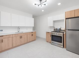 321 W 1st Ave #2, Roselle, NJ 07203