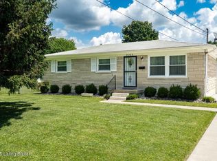 8203 Devonshire Dr, Louisville, KY 40258