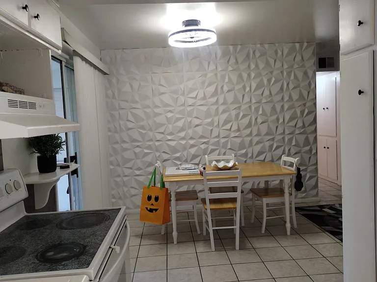 Anawood Pl — Photo 11
