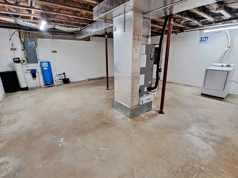 903 Old Carlisle Rd — Photo 34