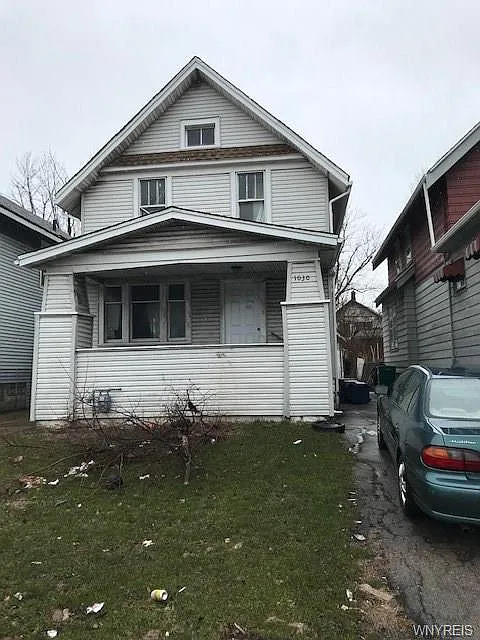 1030 Kensington Ave photo 1