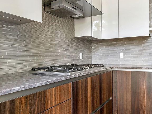 5th image of 200 Brannan St APT 129