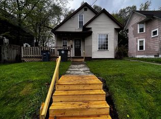 1058 Ackley St, Akron, OH 44306