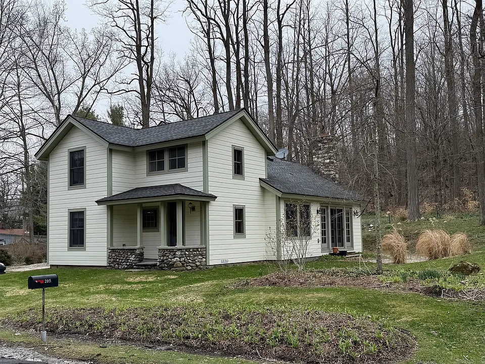 205 Boston Corners Rd
