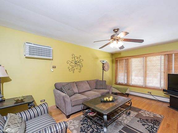 2nd image of 4015 N Marmora Ave