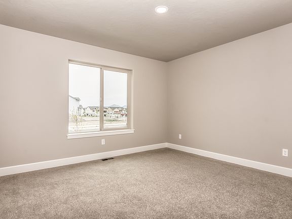Photos of similar product. Not actual home.