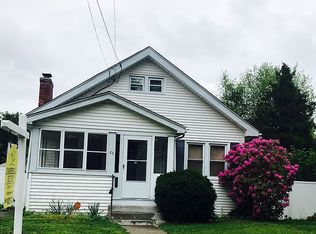 25 Colton St, Windsor, CT 06095