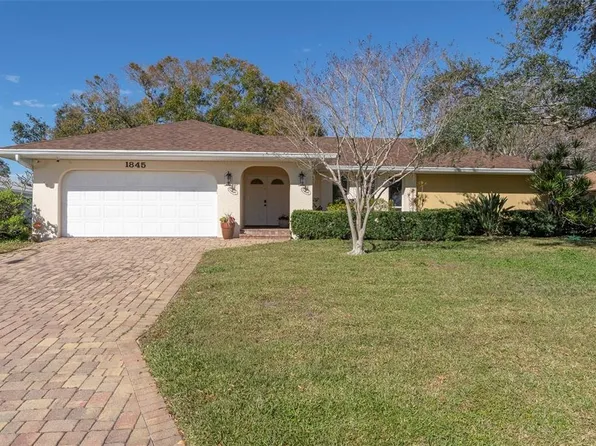 1845 72nd Ave NE, Saint Petersburg, FL 33702