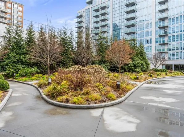 133-36 37th Avenue image 22 of 25