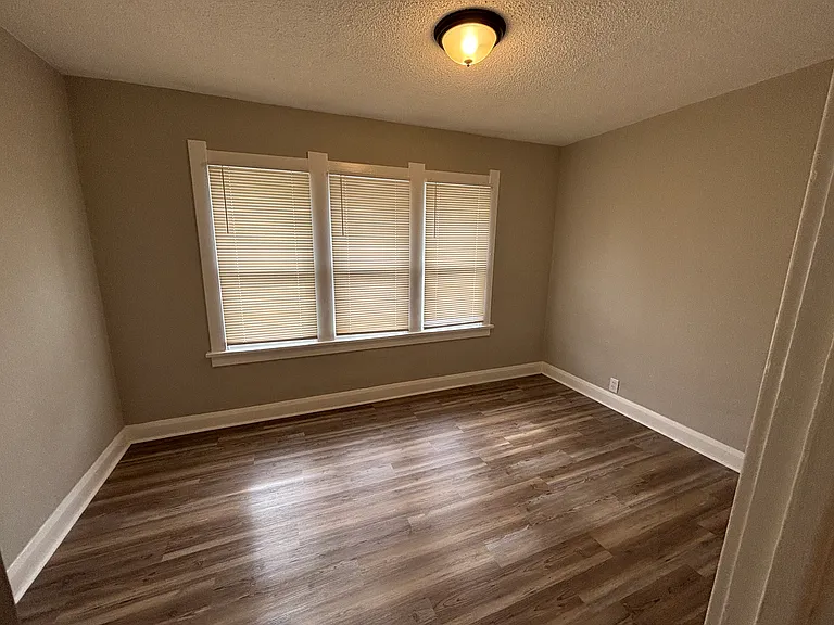 3524 Leybourn Ave — Photo 15