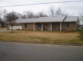 2270 Graham St, Paris, TX 75460