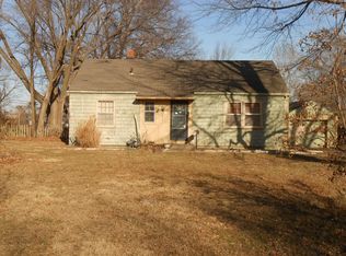 7612 Sni A Bar Rd, Kansas City, MO 64129